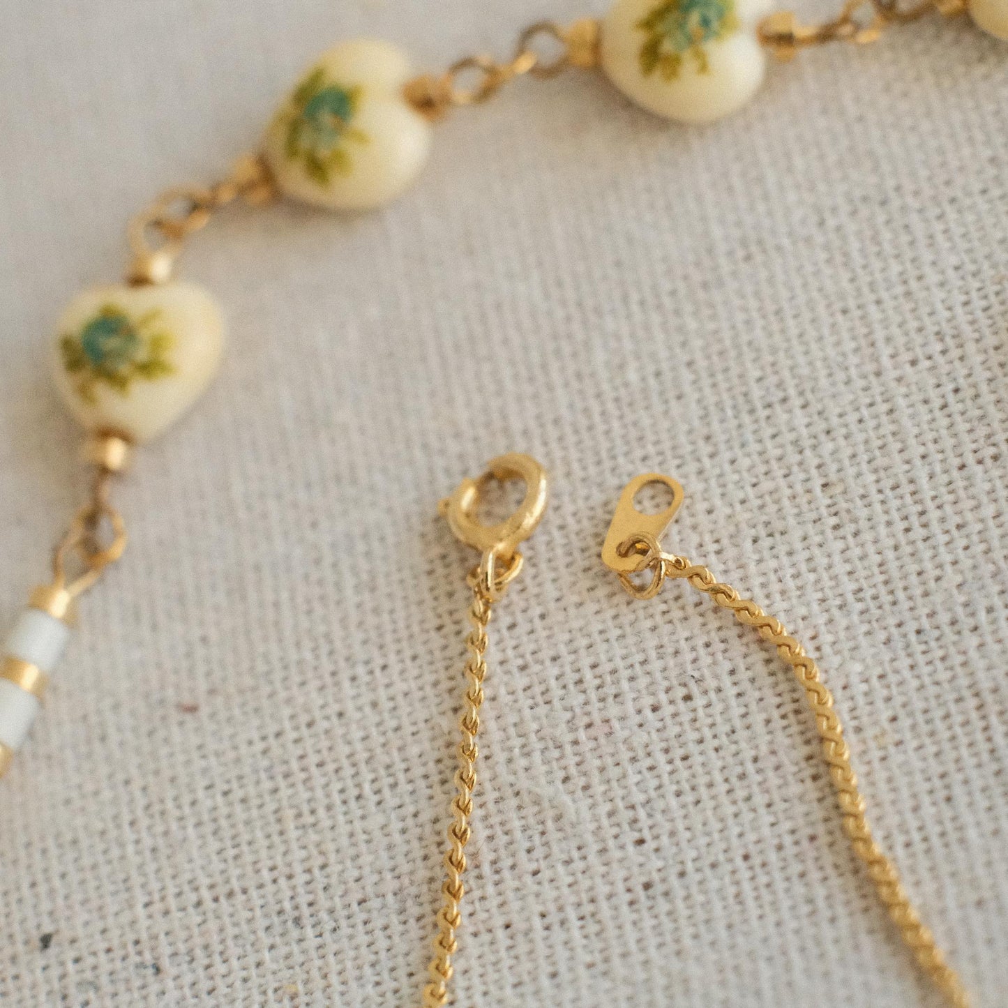 Vintage Ceramic Heart Motif Necklace