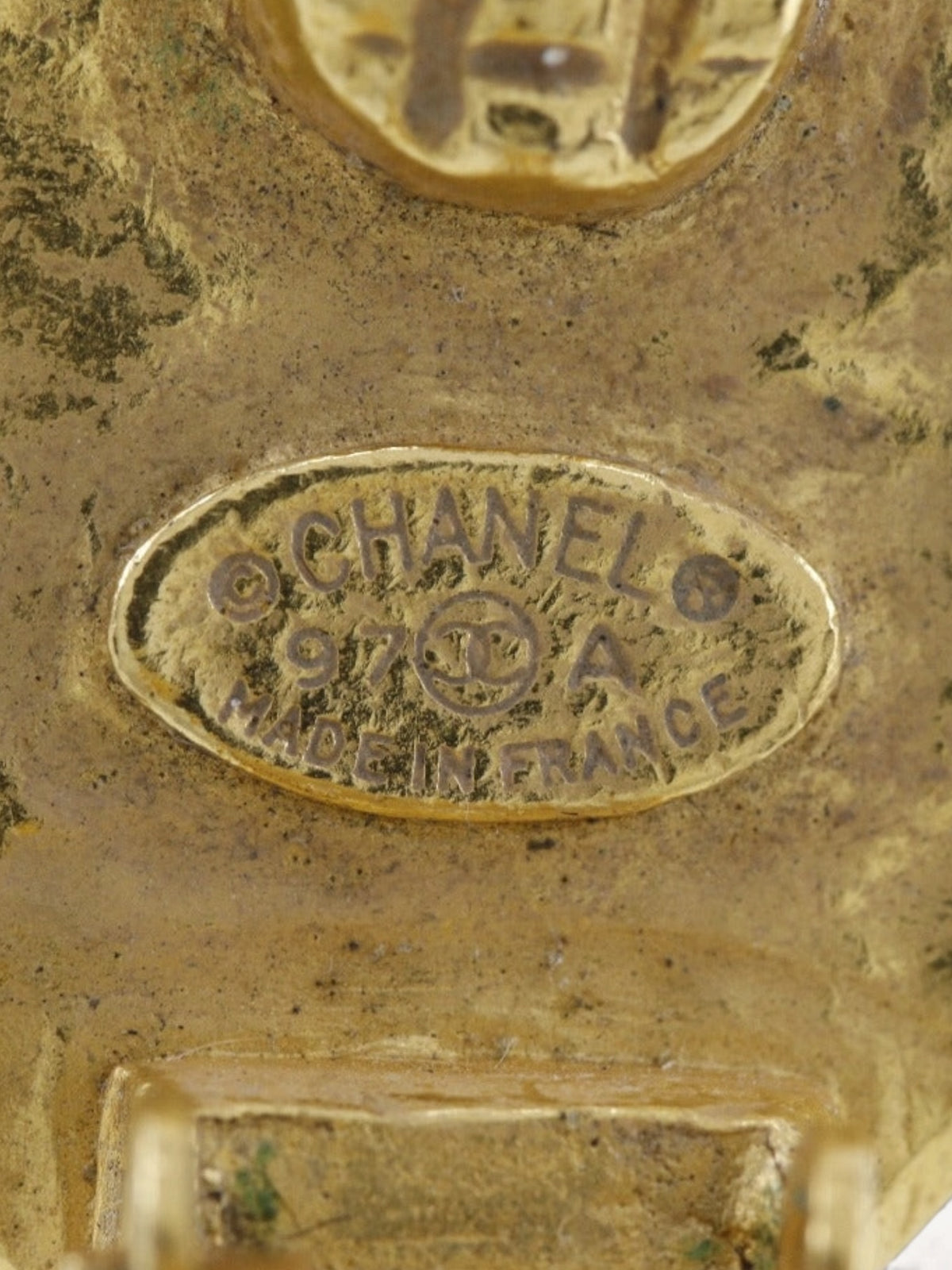 CHANEL Coco Mark Square Earrings 97A – 1997 Vintage Gold-Plated Clip-On Earrings