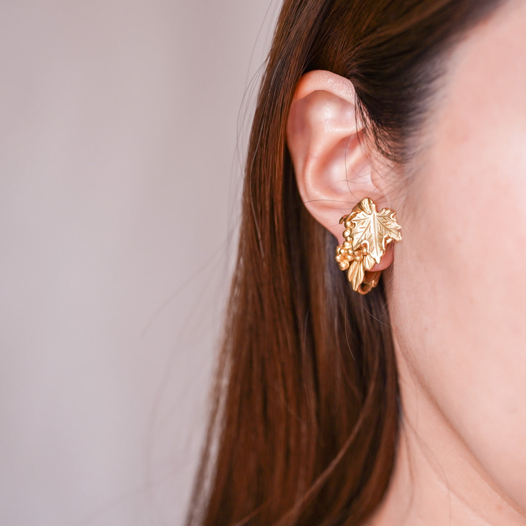 Vintage Grape Motif Earrings