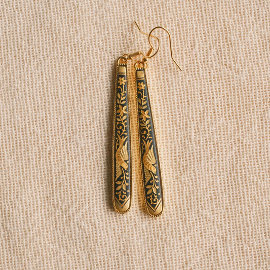 Continental Collection 3: ダマスクスピアス "Camila"