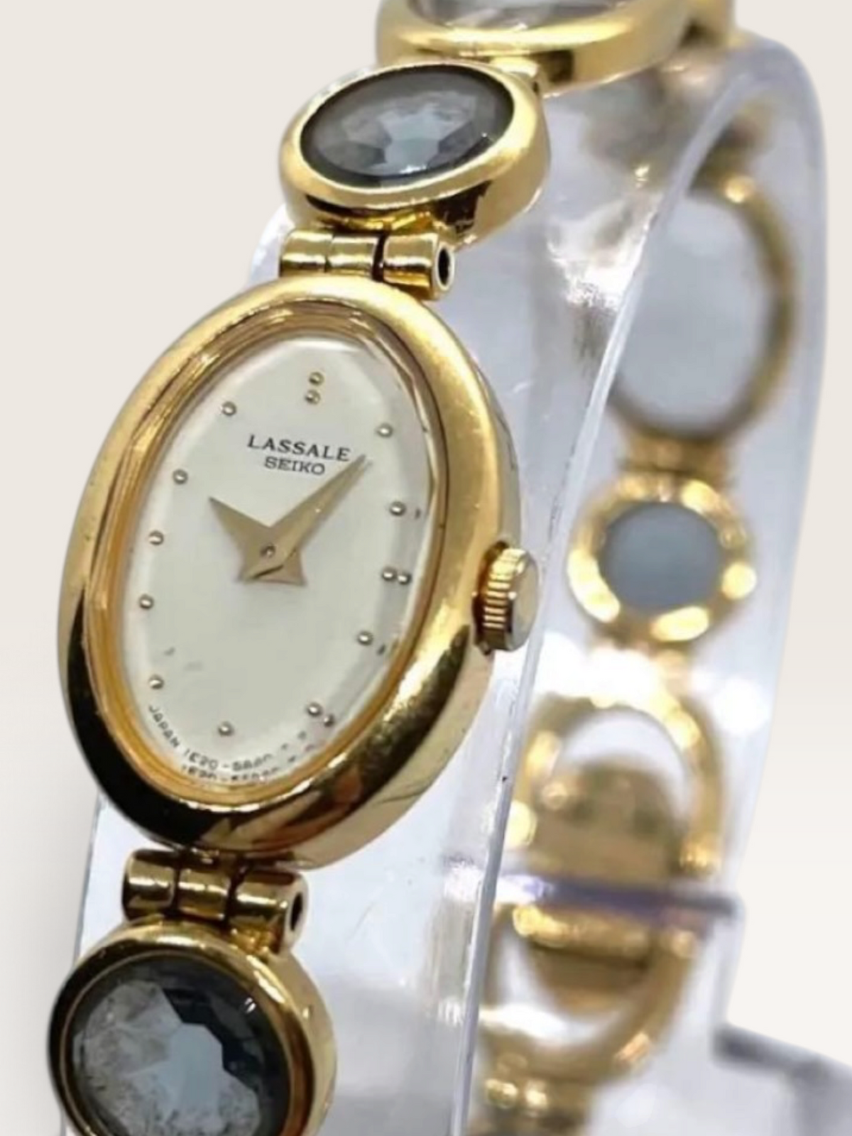 SEIKO LASSALE Oval Quartz Vintage Watch
