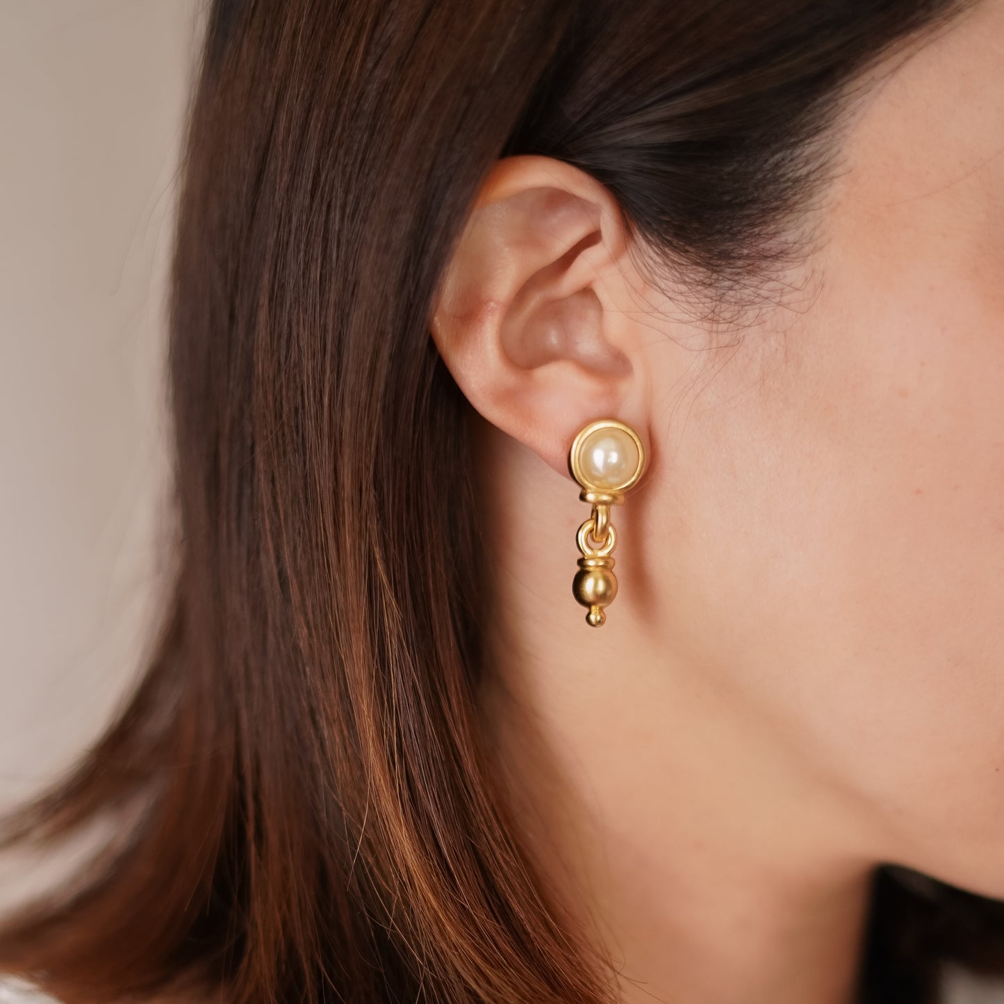 Vintage Carolee Pearl Post Earrings