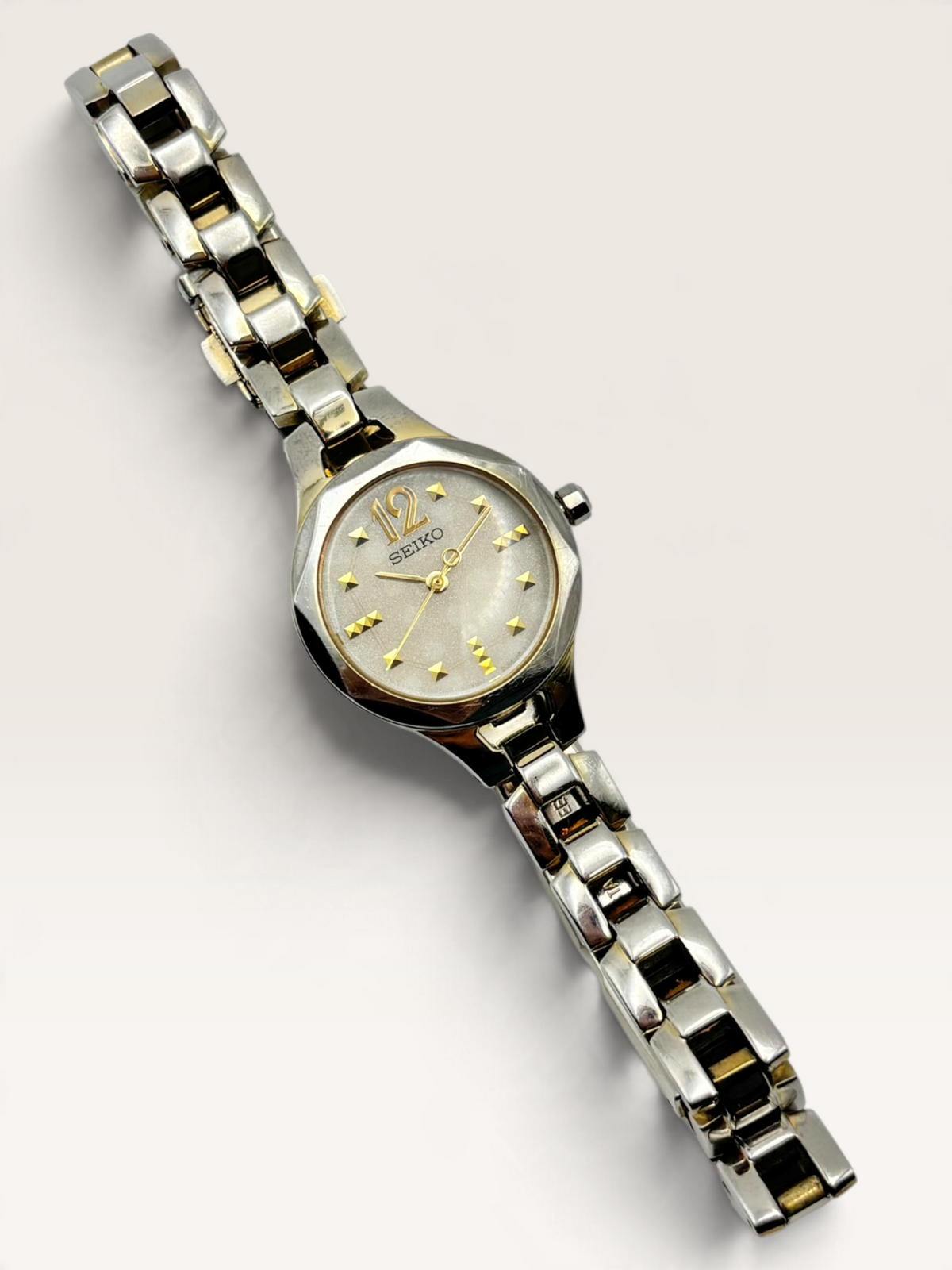 SEIKO Vintage Two-Tone Bracelet Watch