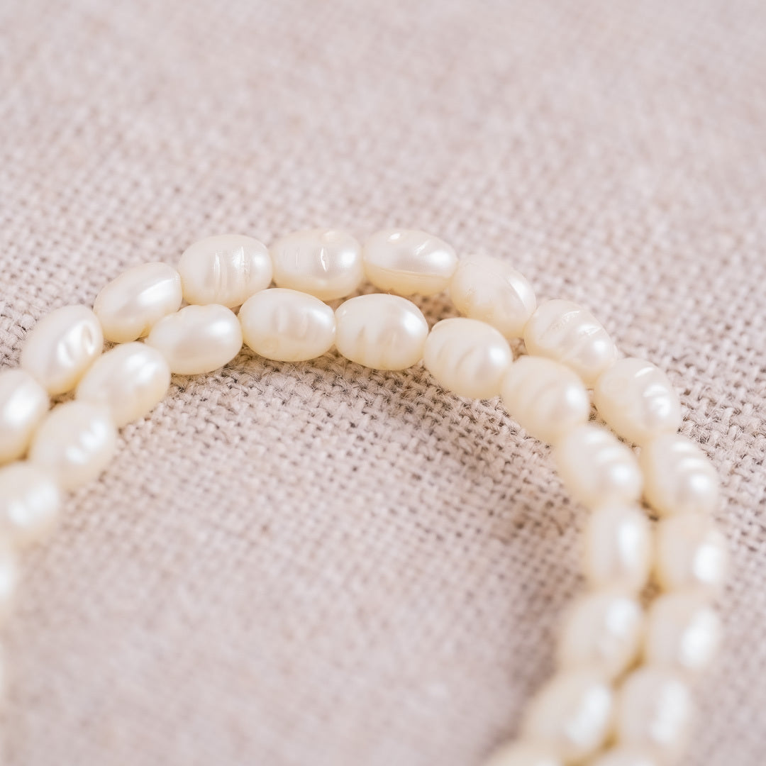 Vintage Avon Festoon Necklace
