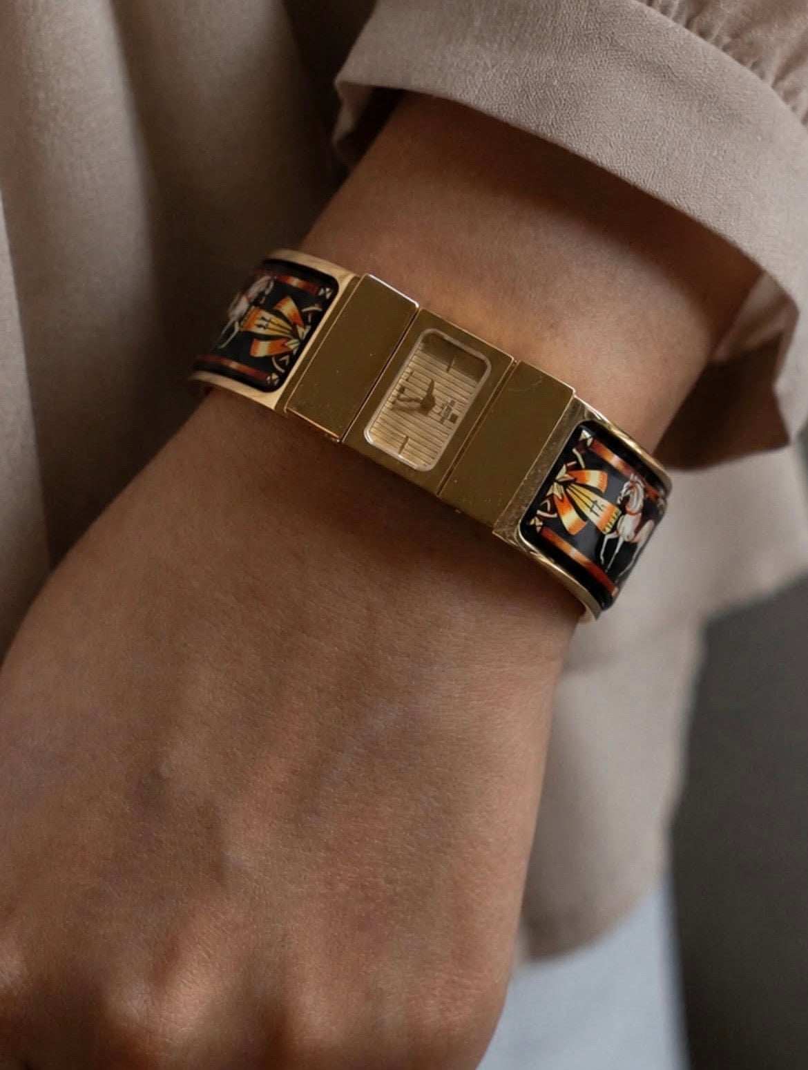 HERMÈS Loquet Gold-Tone Bangle Watch