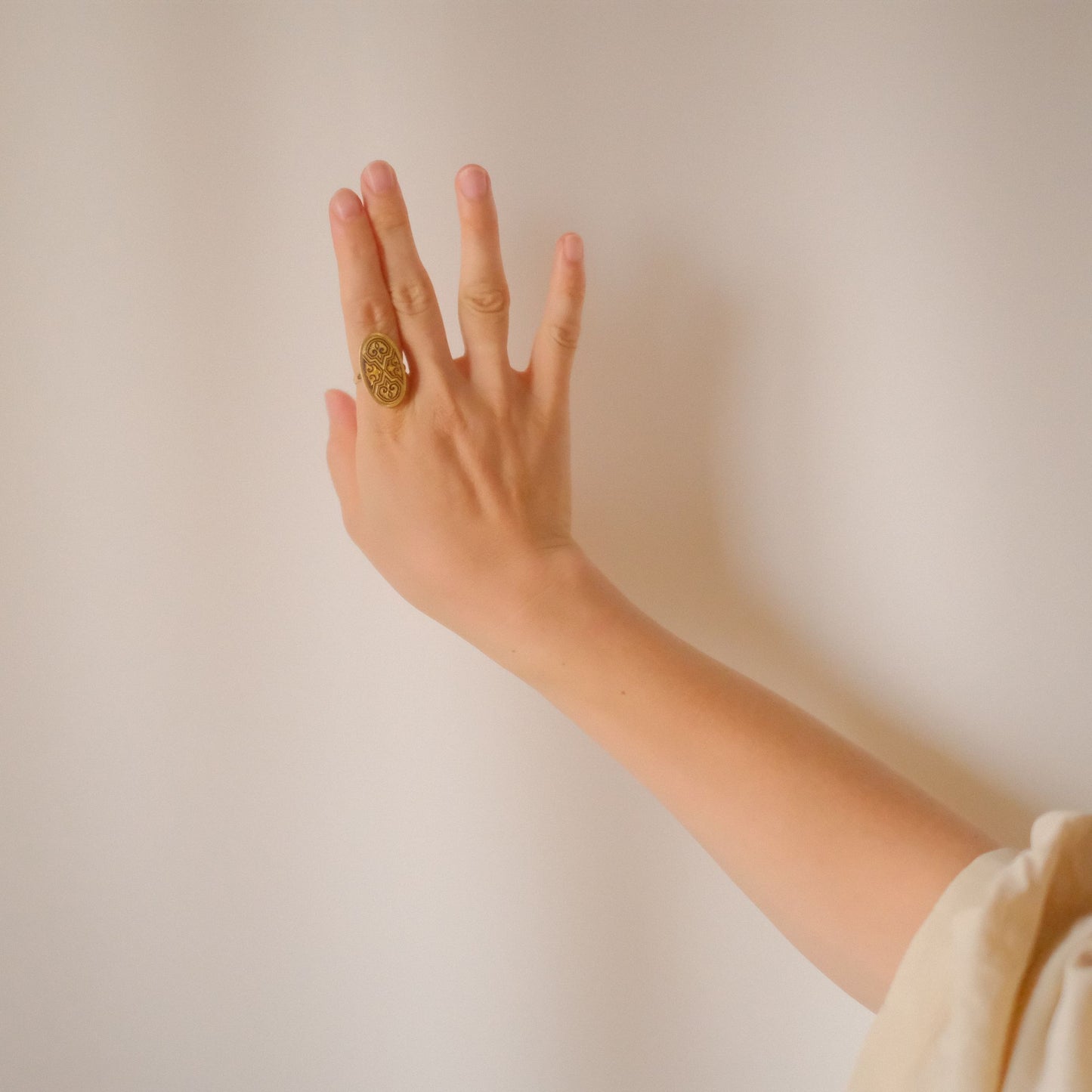 Continental Collection 5: ダマスクスリング "Marcia"