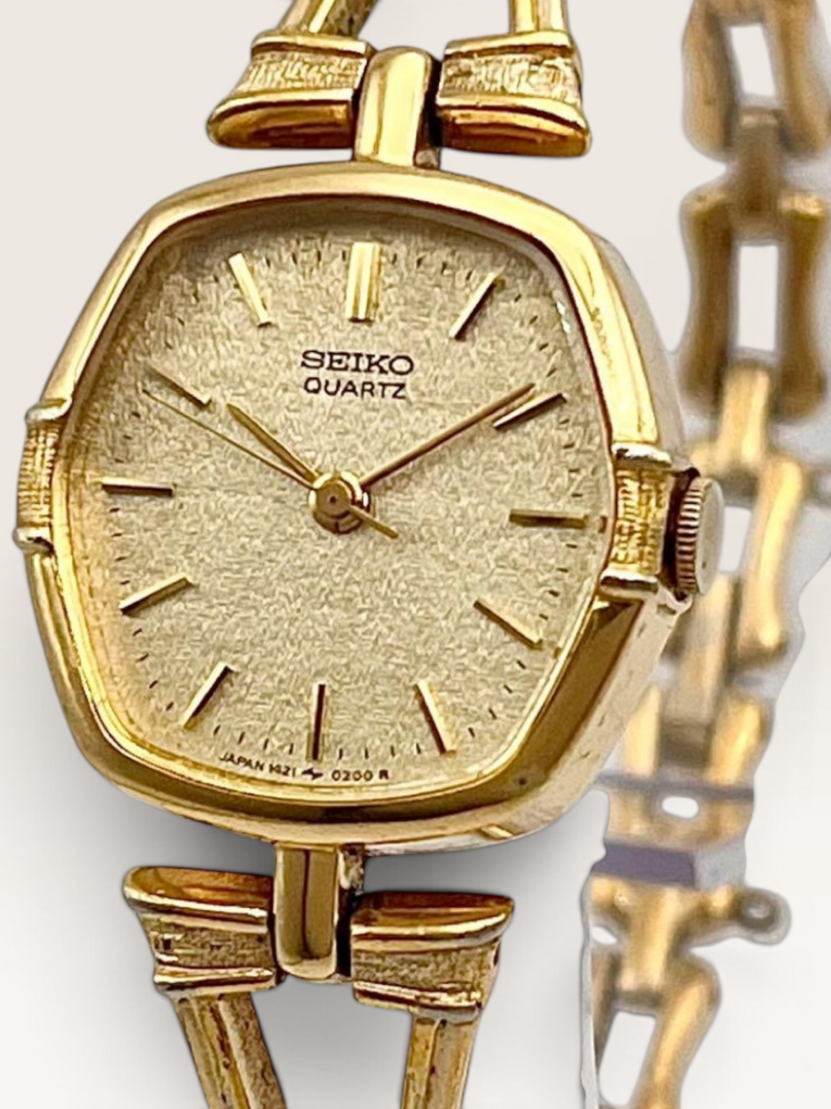 SEIKO Gold Dial Vintage Bangle Watch