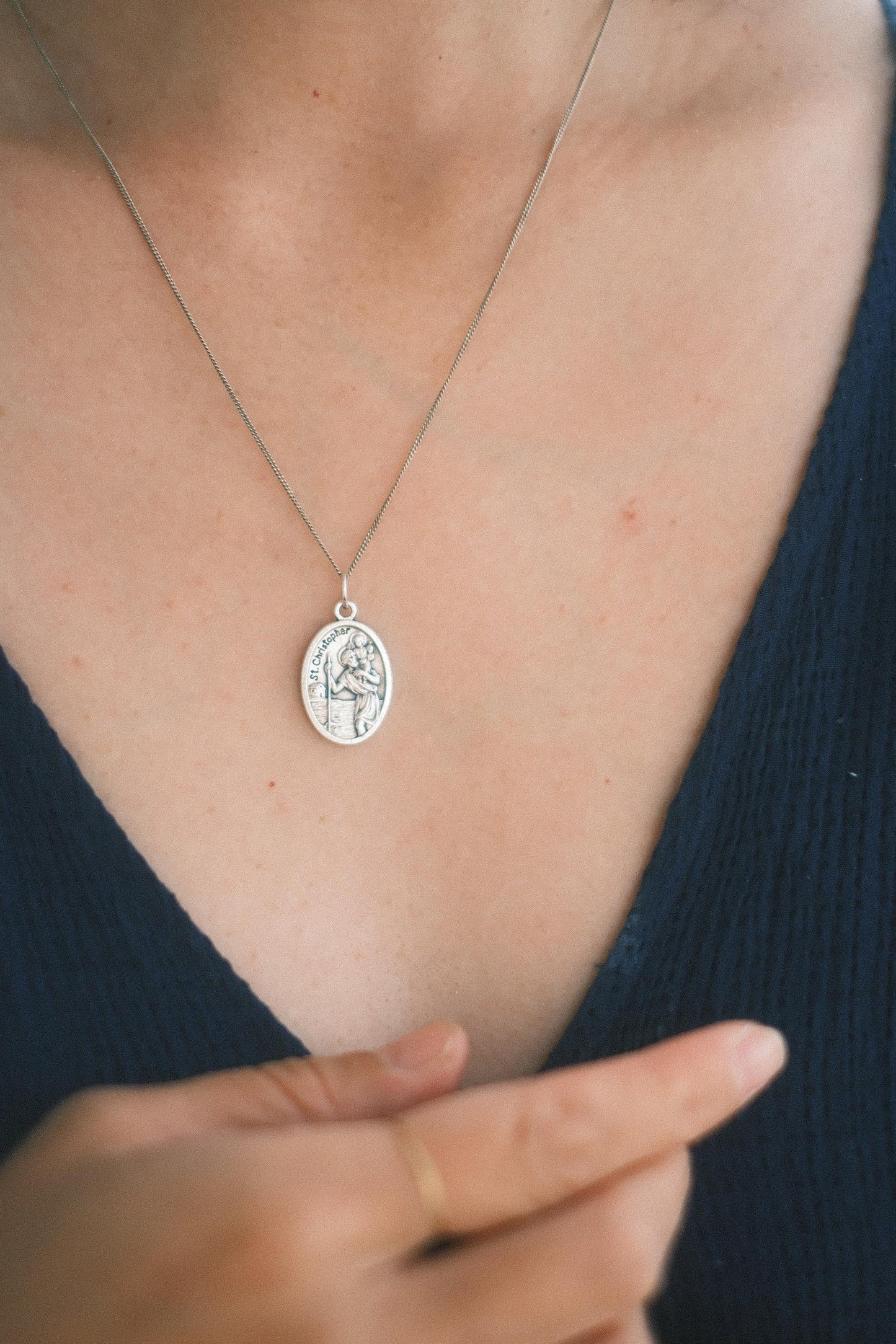 Médaille silver 925 pendant necklace: St Christopher  人生の道のりも安全に