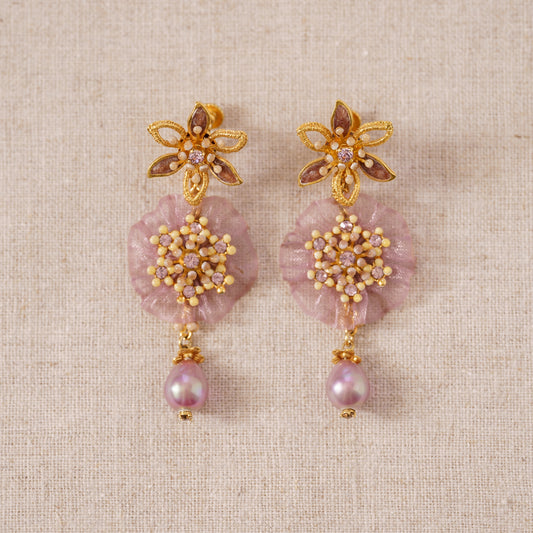 The “Serene Europe” Collection 73 3