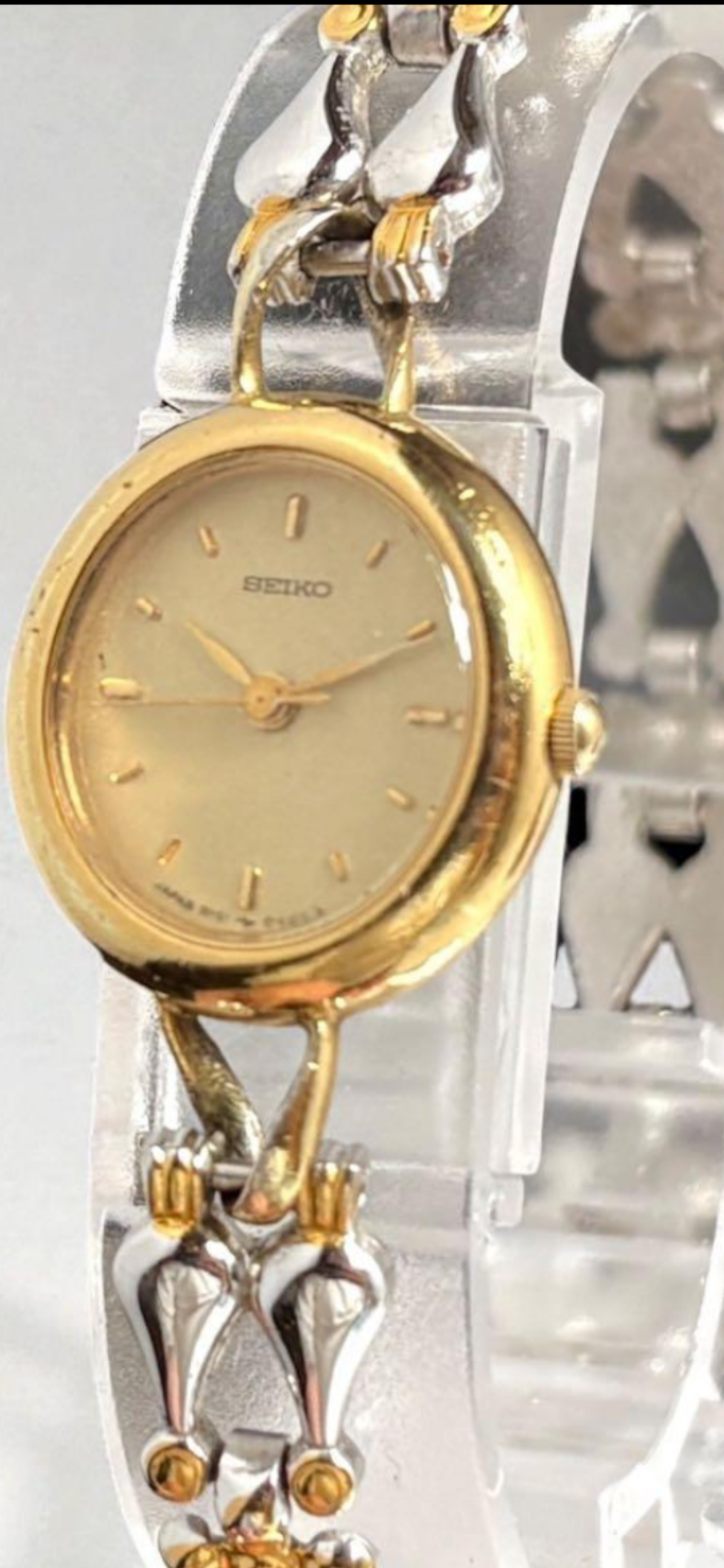 Vintage SEIKO Bracelet Watch, Gold Dial