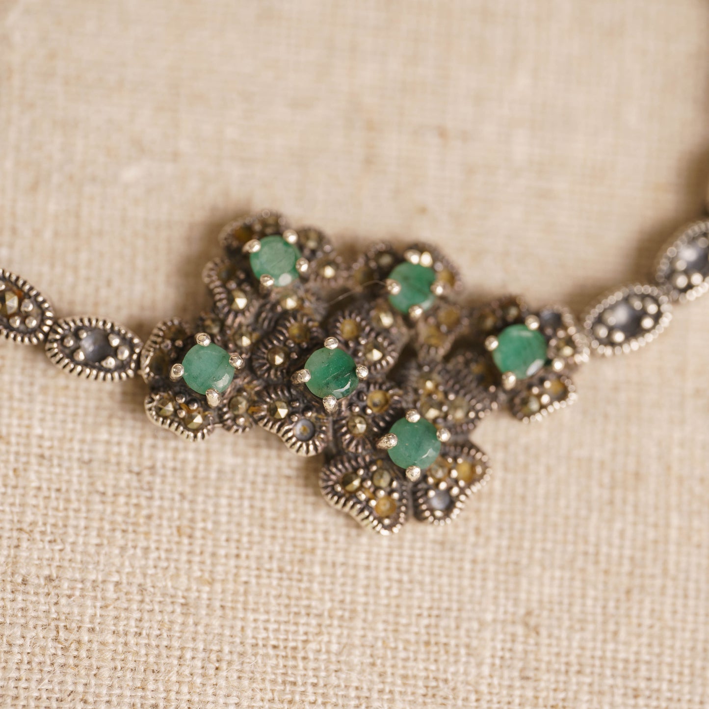 Vintage Art Nouveau Design Bracelet