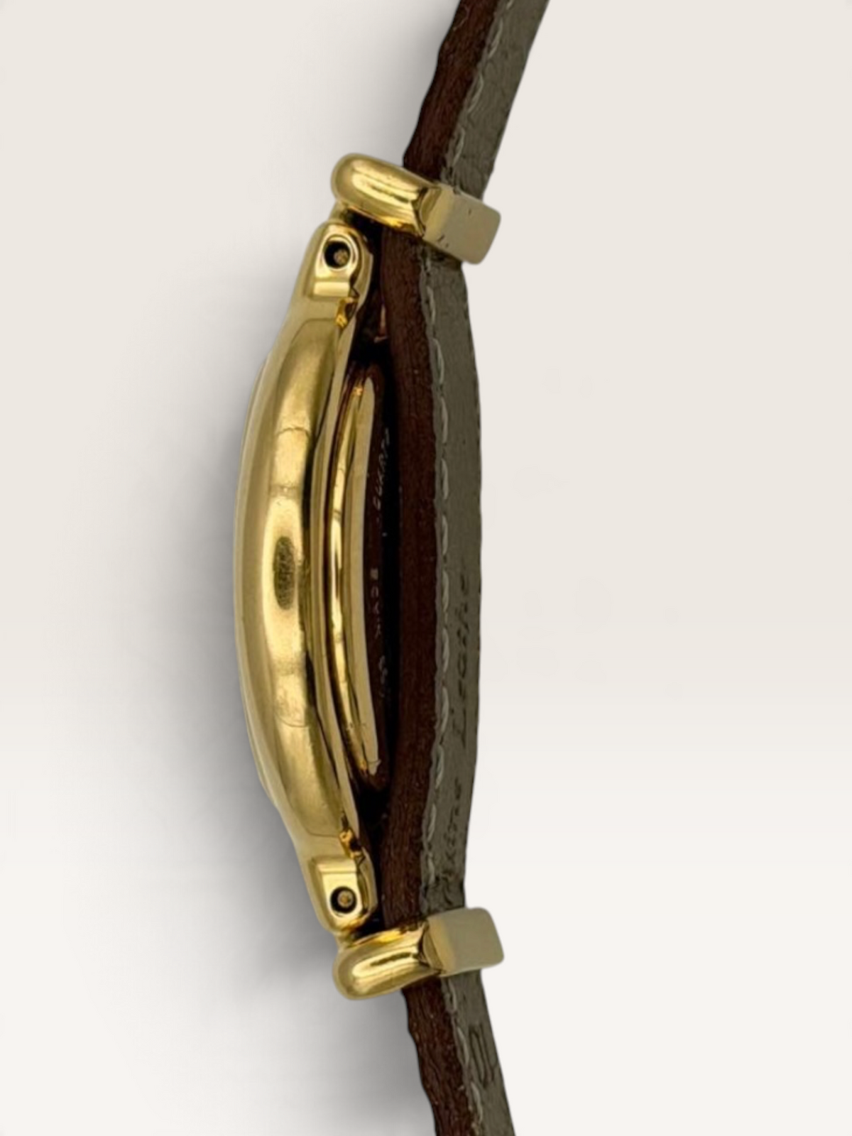 FENDI 640L Chameleon Vintage Quartz Watch with Nine Leather Straps