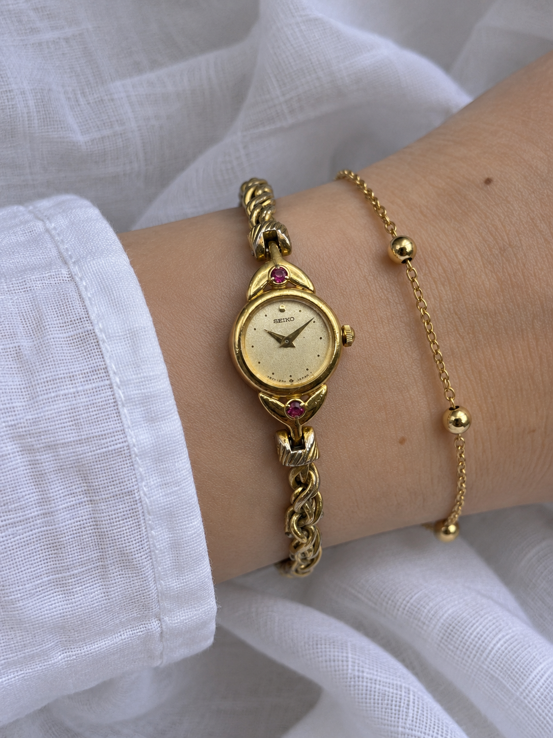 SEIKO Vintage Jewelry Bracelet Watch with Pink Stone Accents