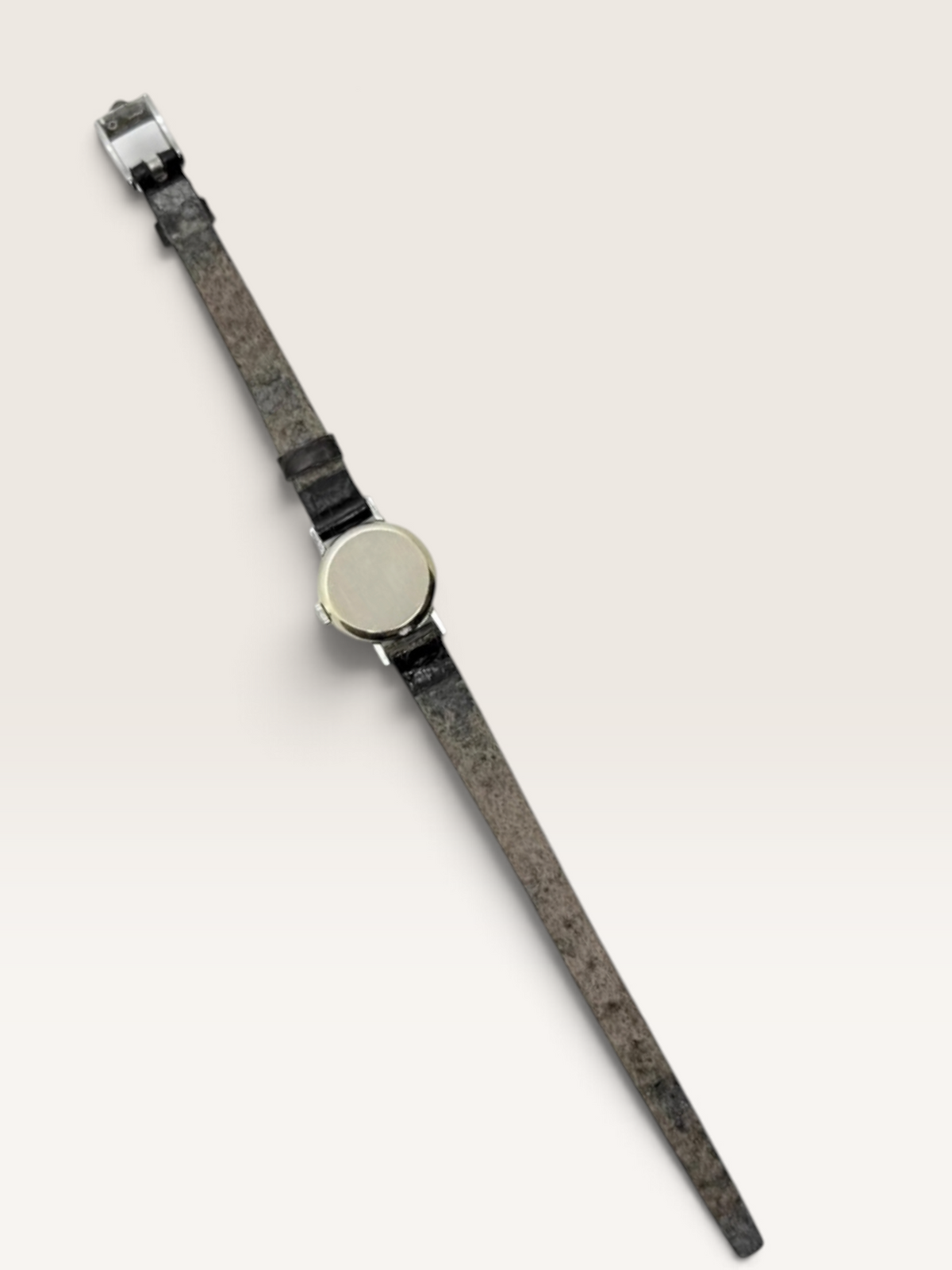 OMEGA Genève Vintage Manual-Wind Ladies Watch WG