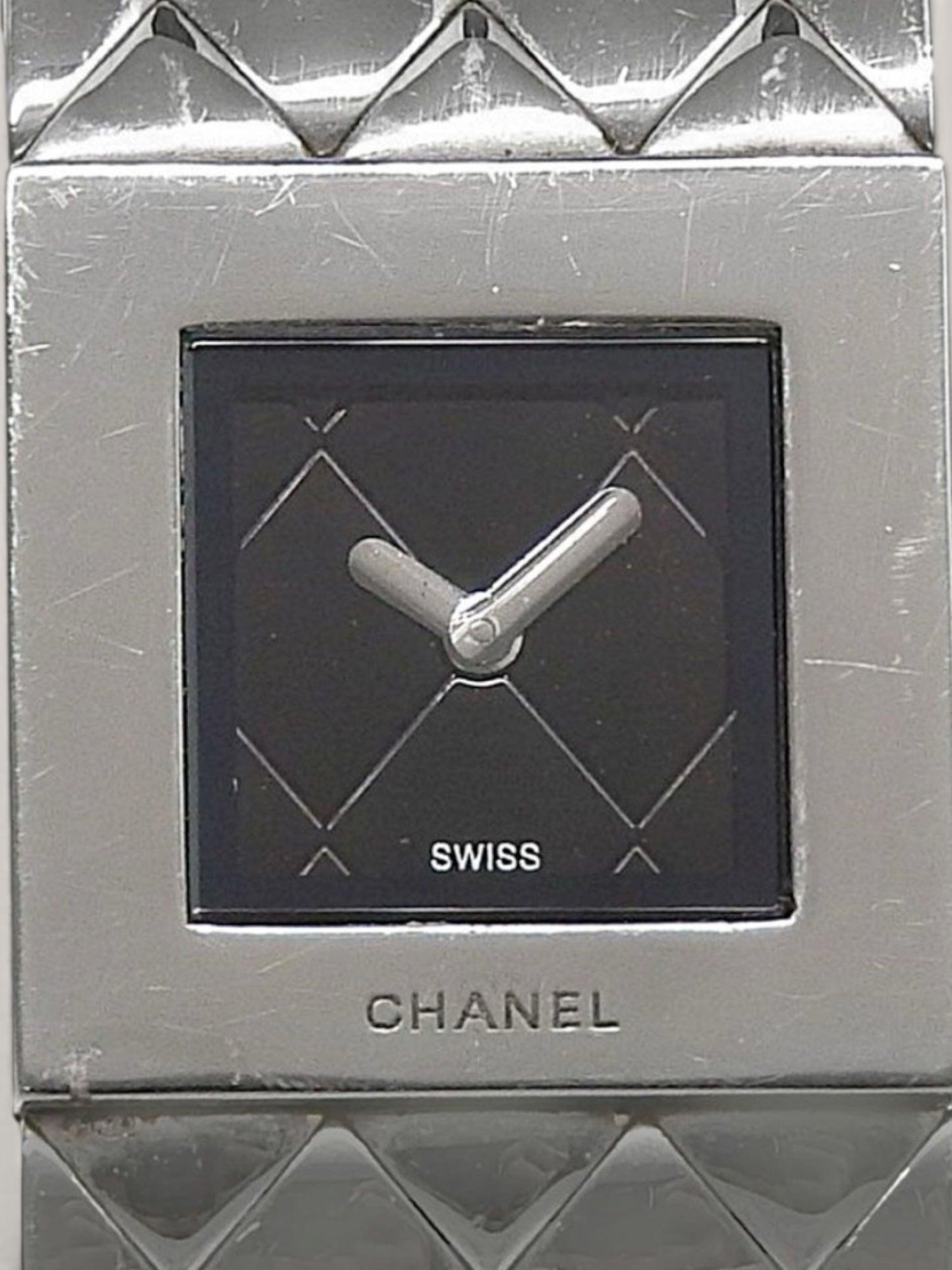 CHANEL Matelassé Watch H0009