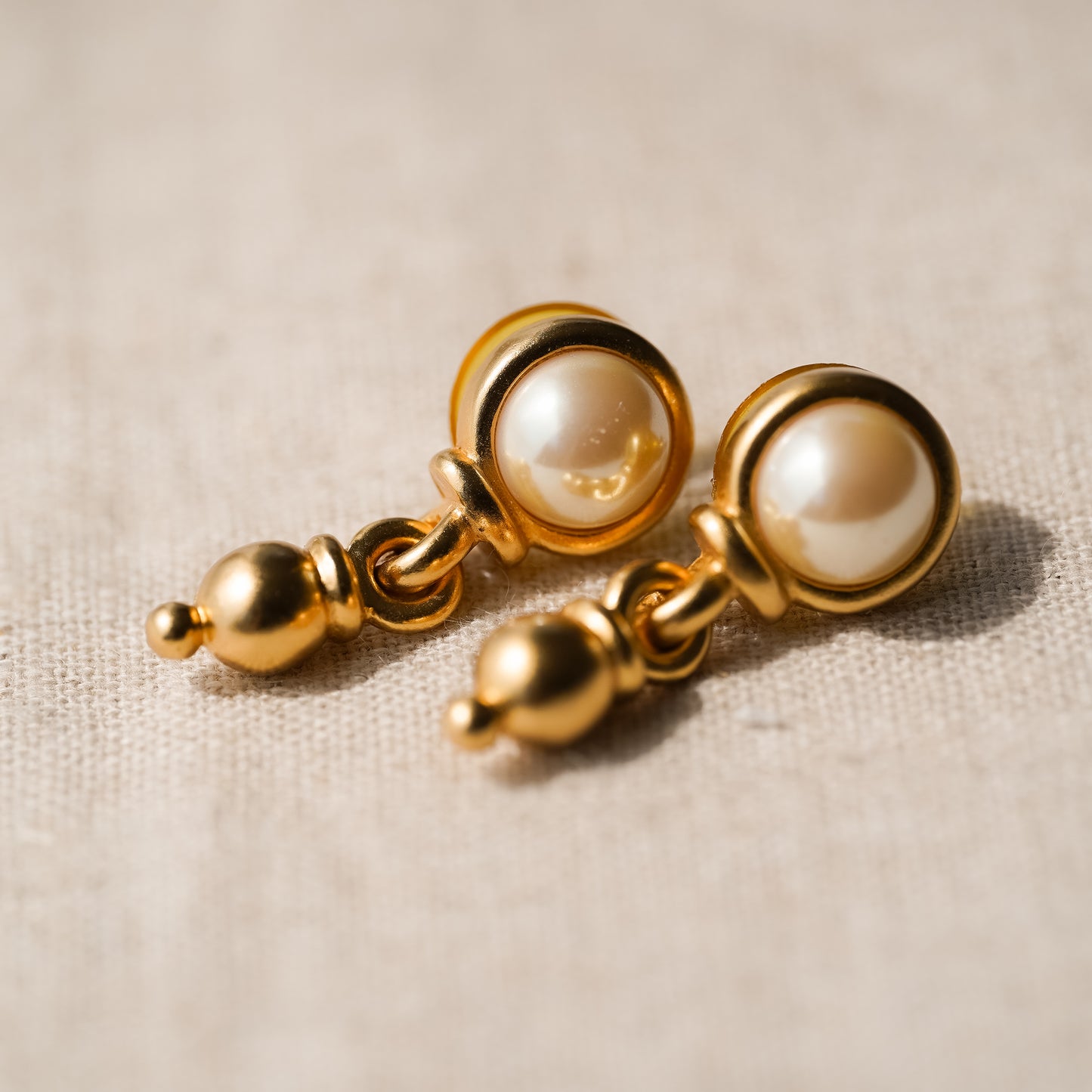Vintage Carolee Pearl Post Earrings