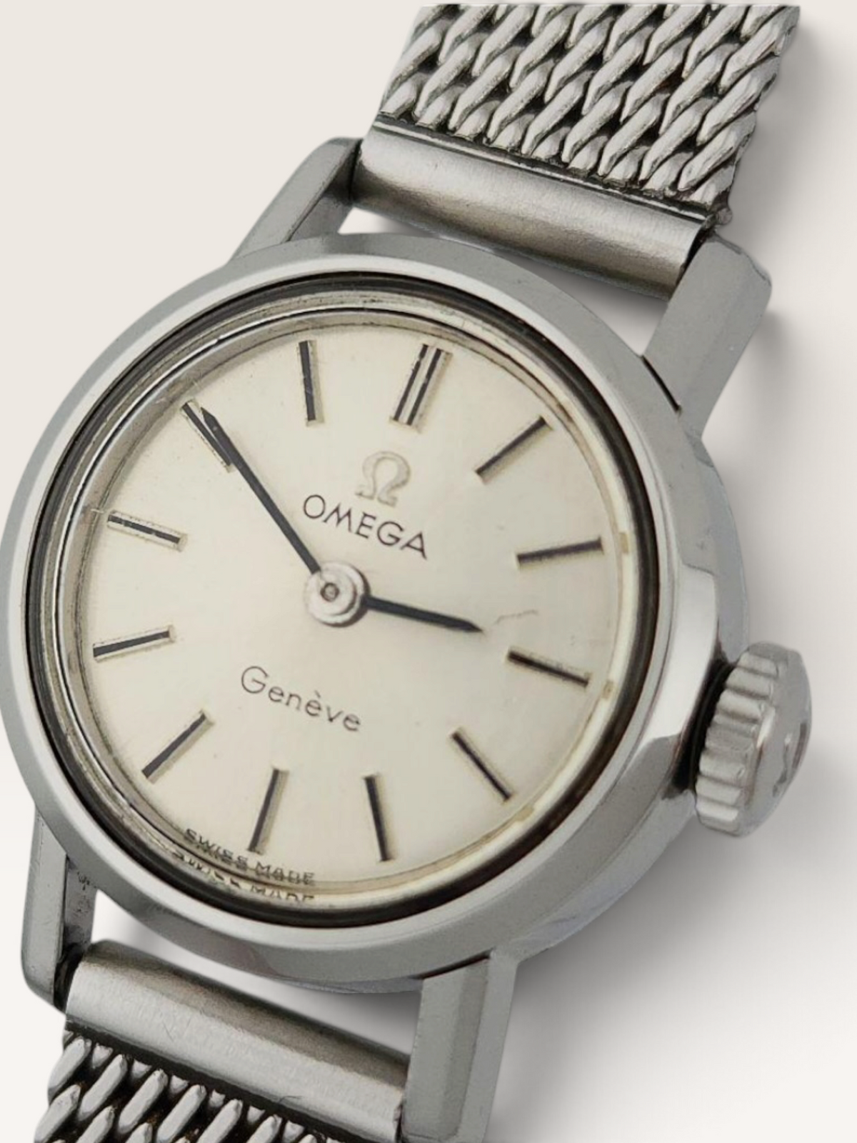 OMEGA Genève Manual-Wind Vintage Watch