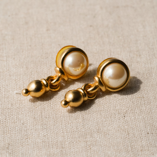 Vintage Carolee Pearl Post Earrings