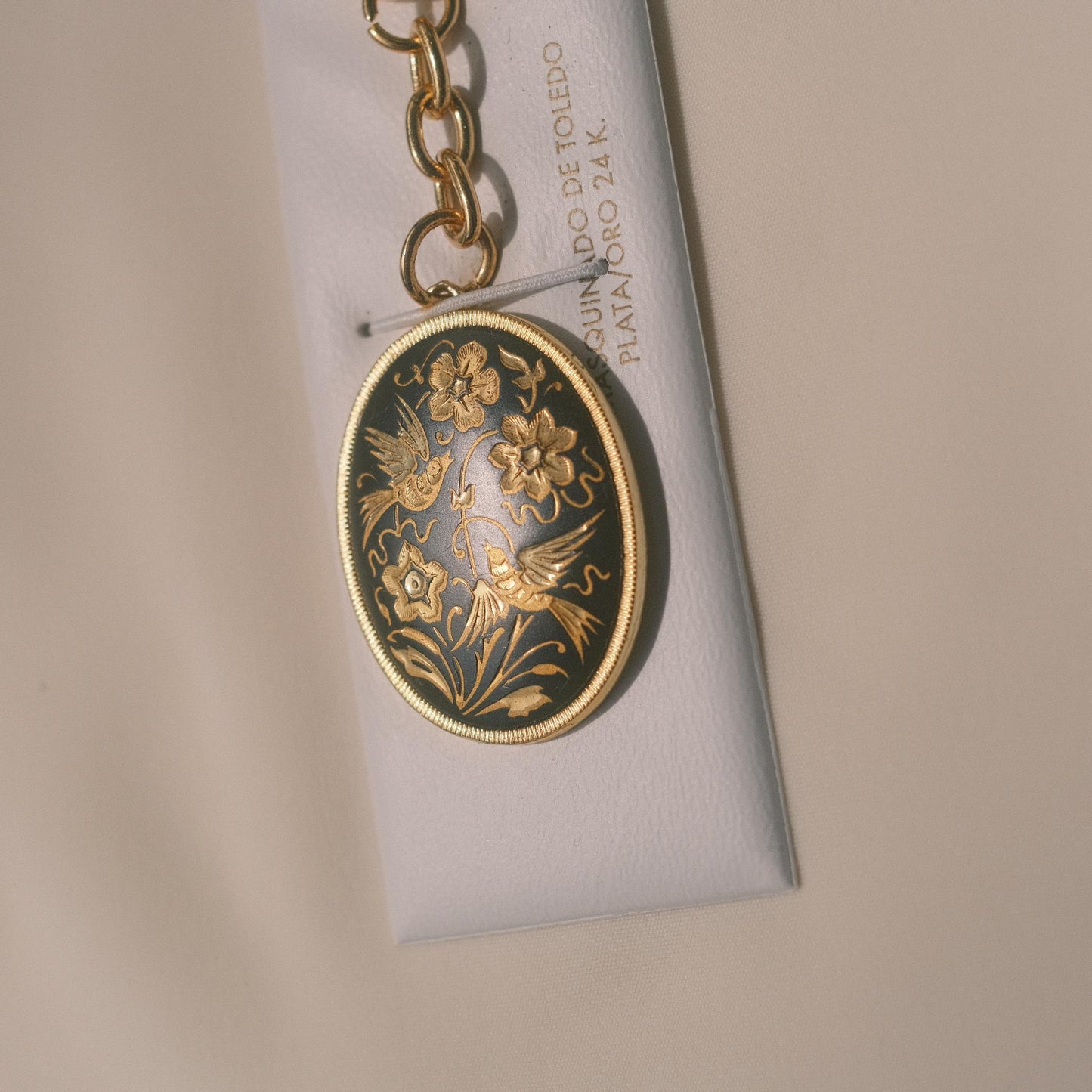 Continental Collection 6: ダマスクス キーホルダー "Adela"