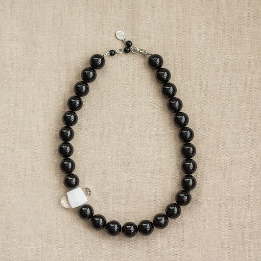 Vintage Italian Black &amp; White Glass Bead Necklace