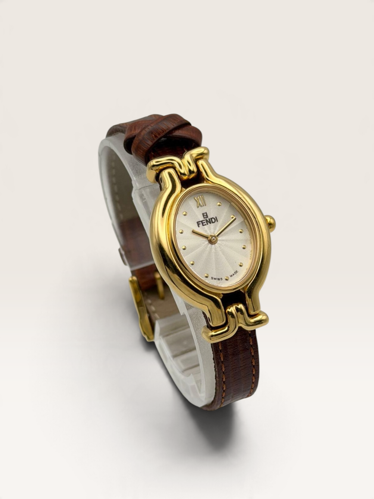 FENDI 640L Chameleon Vintage Quartz Watch with Nine Leather Straps