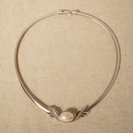 Vintage Monet Leaf & Pearl Choker Necklace