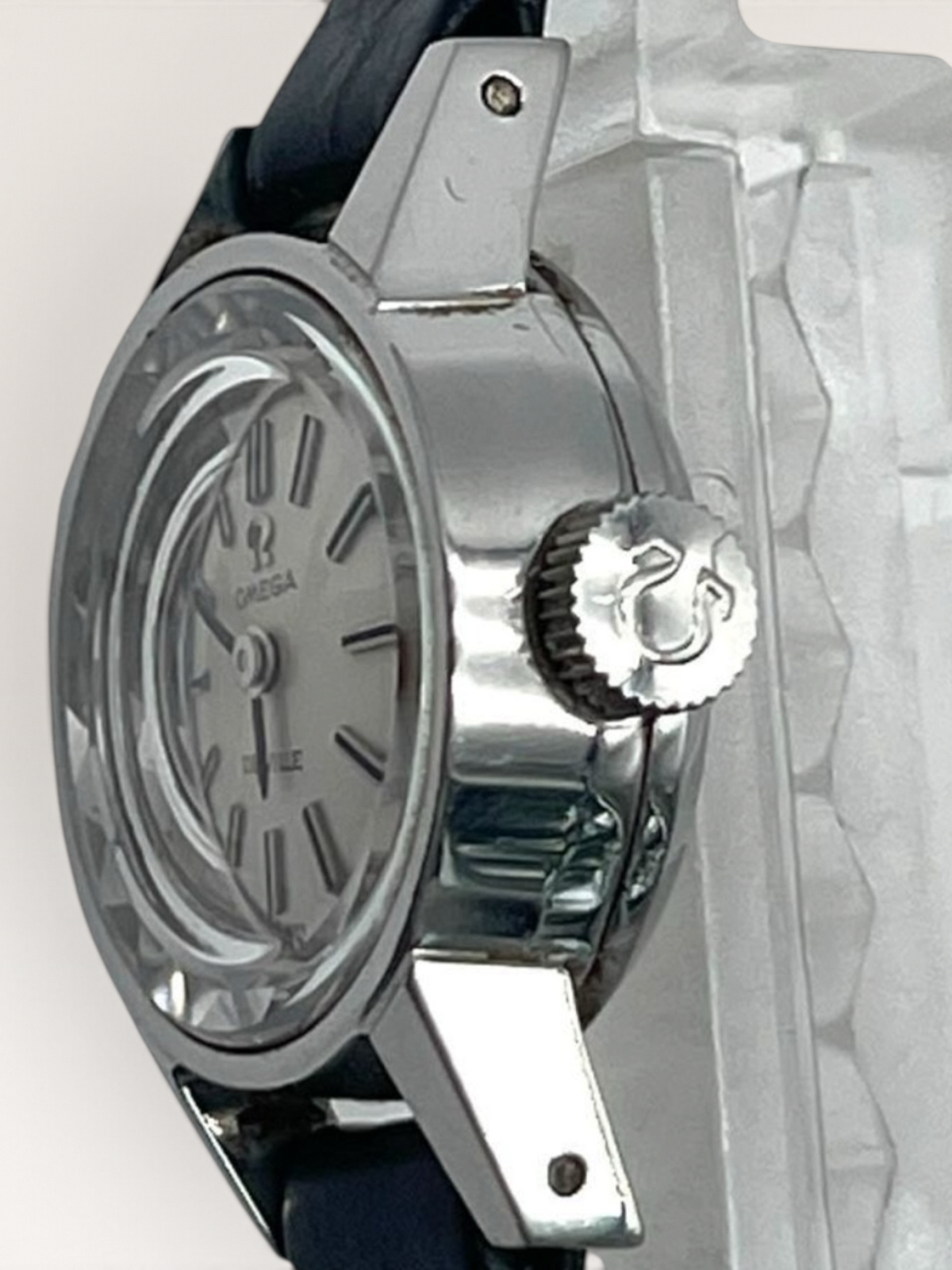 OMEGA De Ville Cut Glass Manual-Winding Vintage Ladies Watch