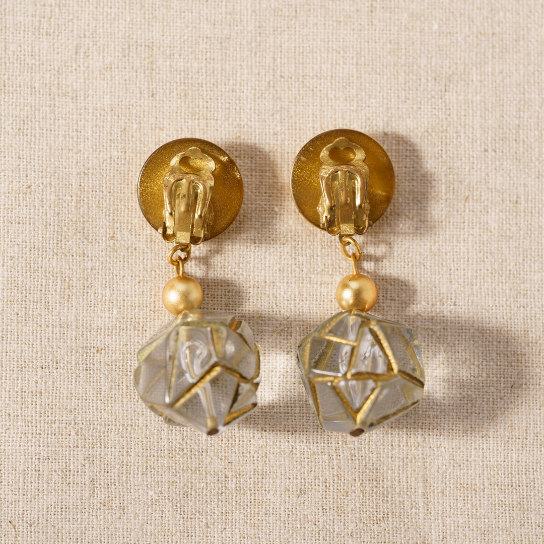 The “Serene Europe” Collection 68 4