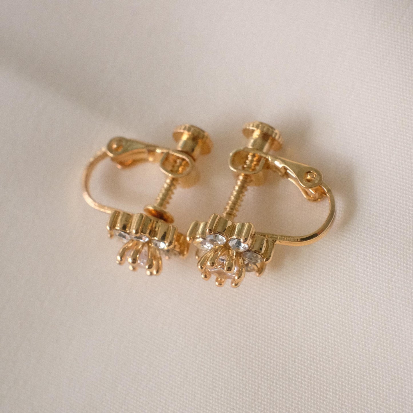 Vintage Floral Motif Earrings