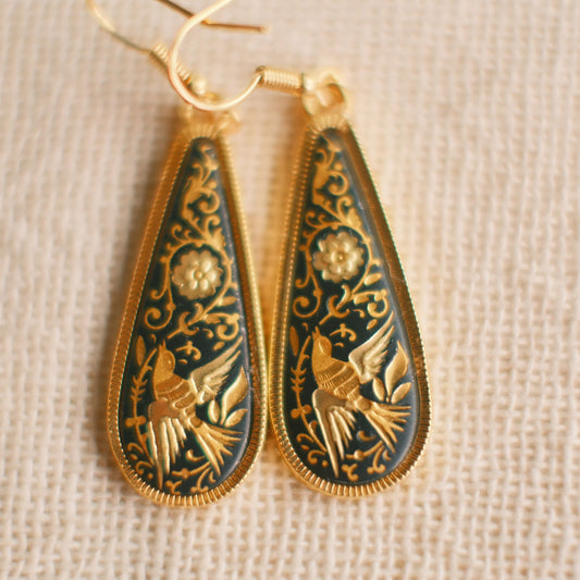 Continental Collection 2: ダマスクスピアス "Daniela"