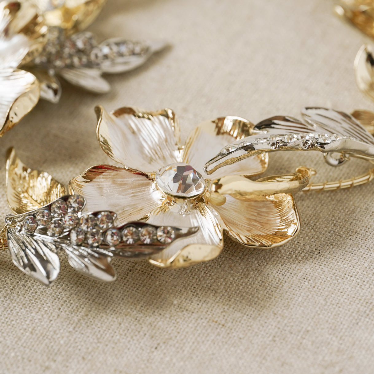 Vintage Floral Motif Headdress