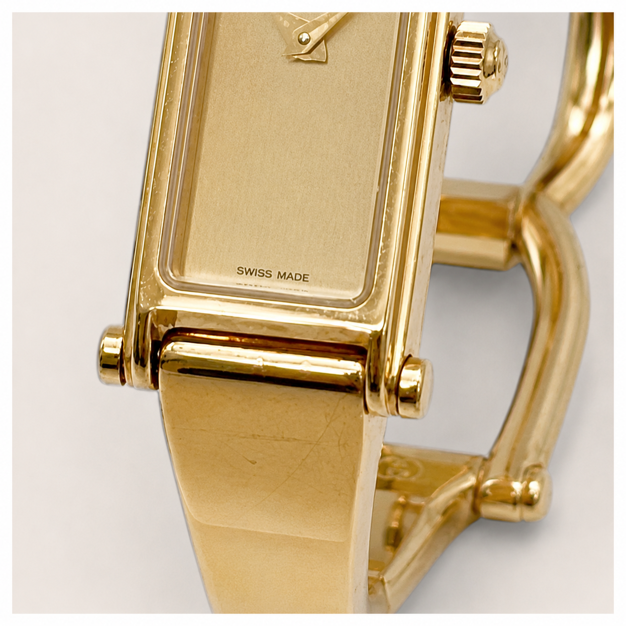 Vintage GUCCI 1500 Bangle Watch, Gold