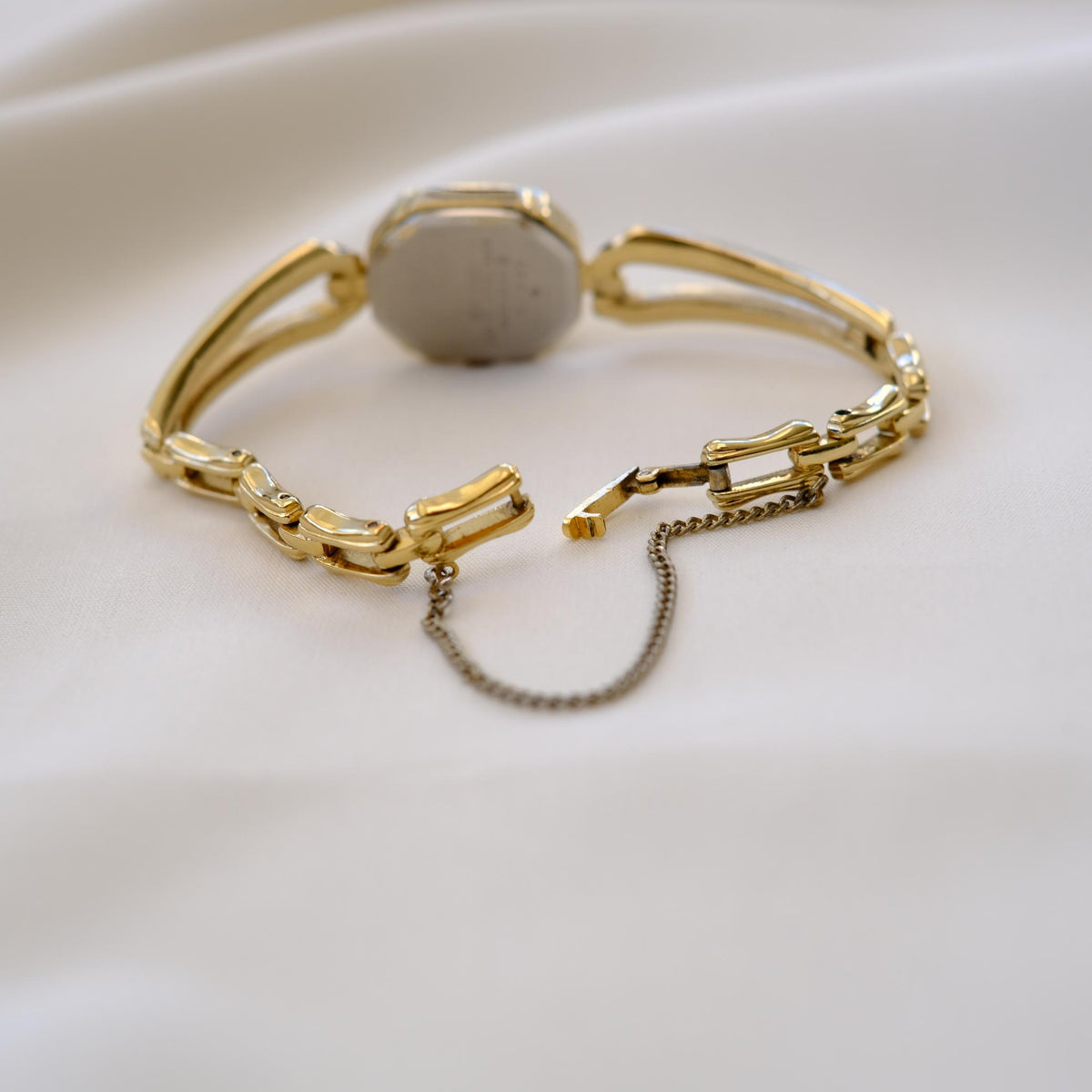 Seiko Quartz Gate Bracelet