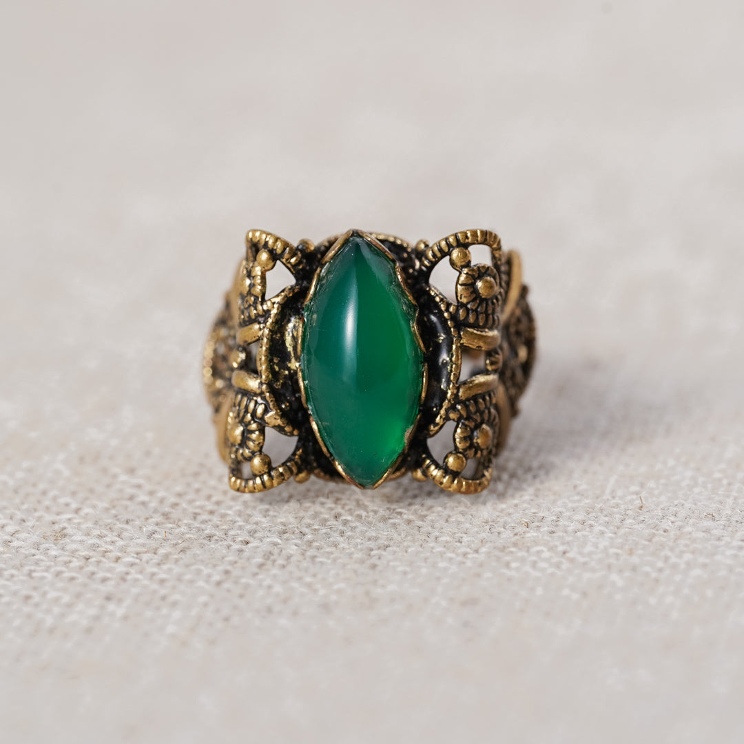 Vintage Green Glass Filigree Ring