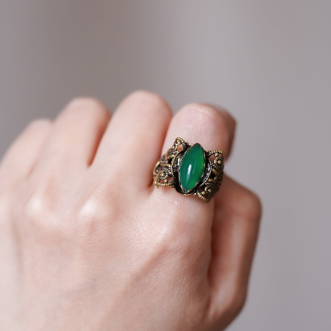 Vintage Green Glass Filigree Ring