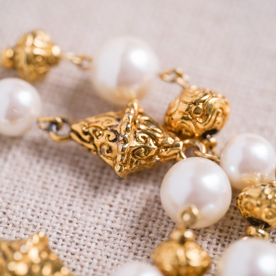 Valentine's Day Marche: Peyton Place costume pearl bracelet