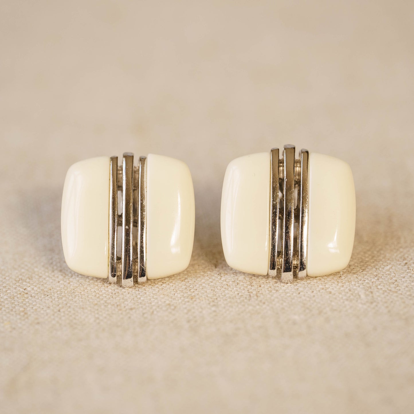 Vintage square motif enamel earrings