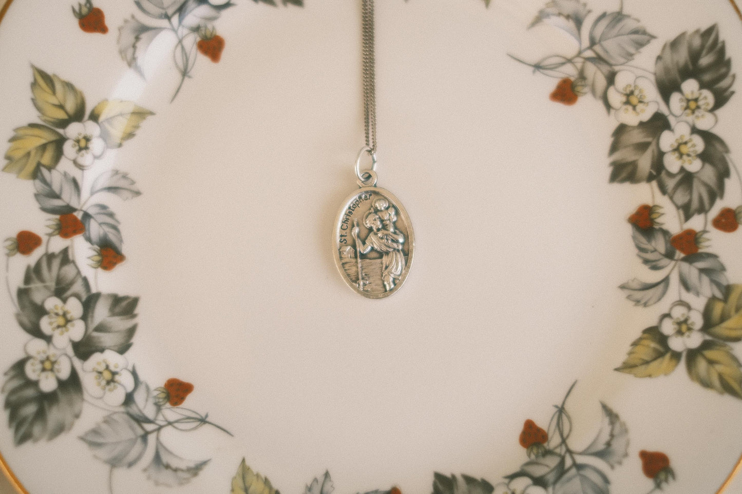 Médaille silver 925 pendant necklace: St Christopher  人生の道のりも安全に