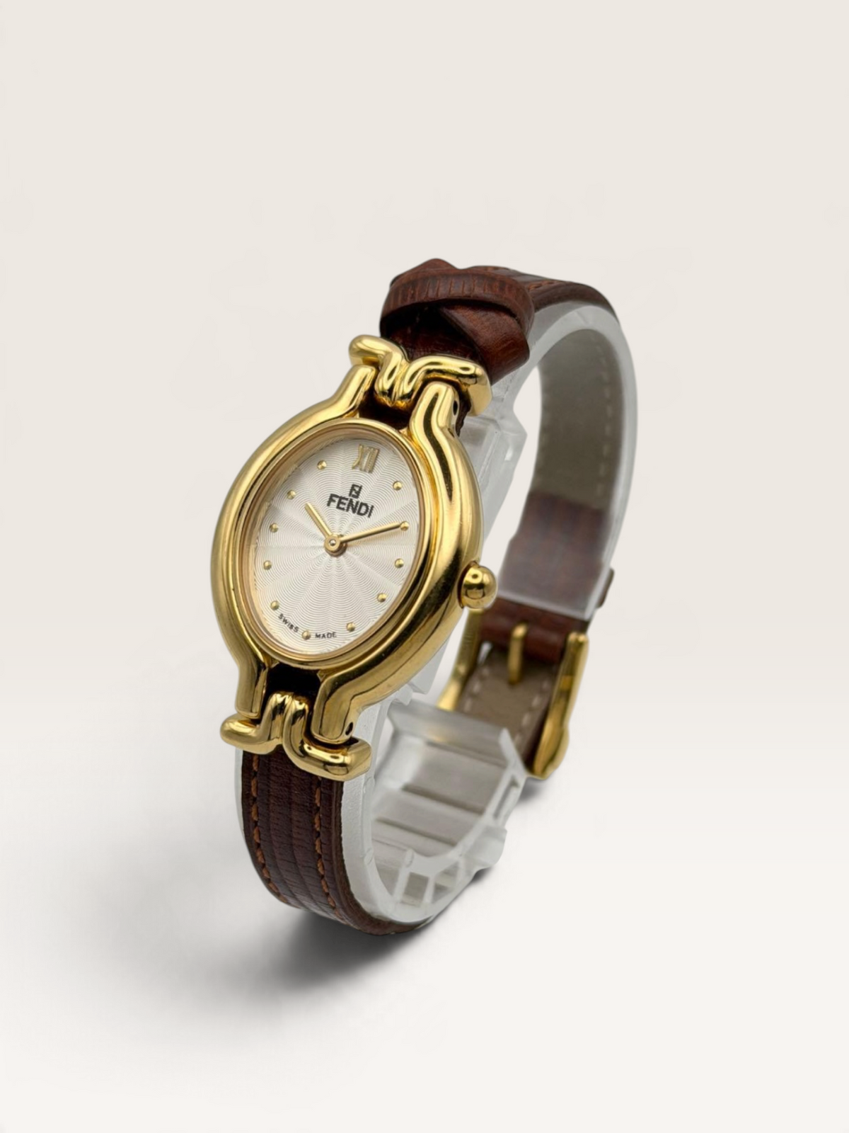 FENDI 640L Chameleon Vintage Quartz Watch with Nine Leather Straps