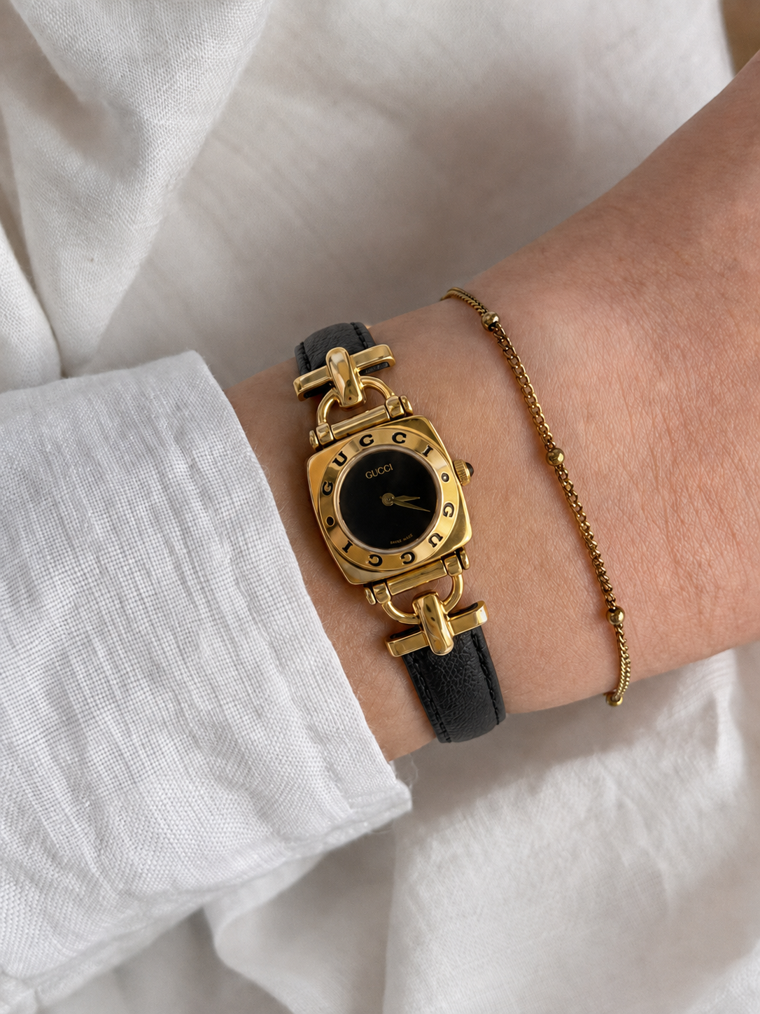 GUCCI Logo Bezel Black Dial Watch