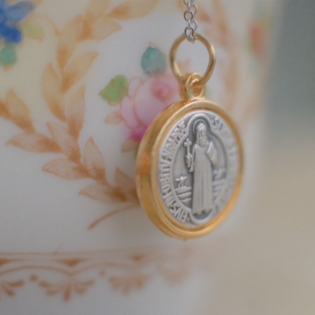 The Italian Médaille Pendant Necklace Collection: St Benedict