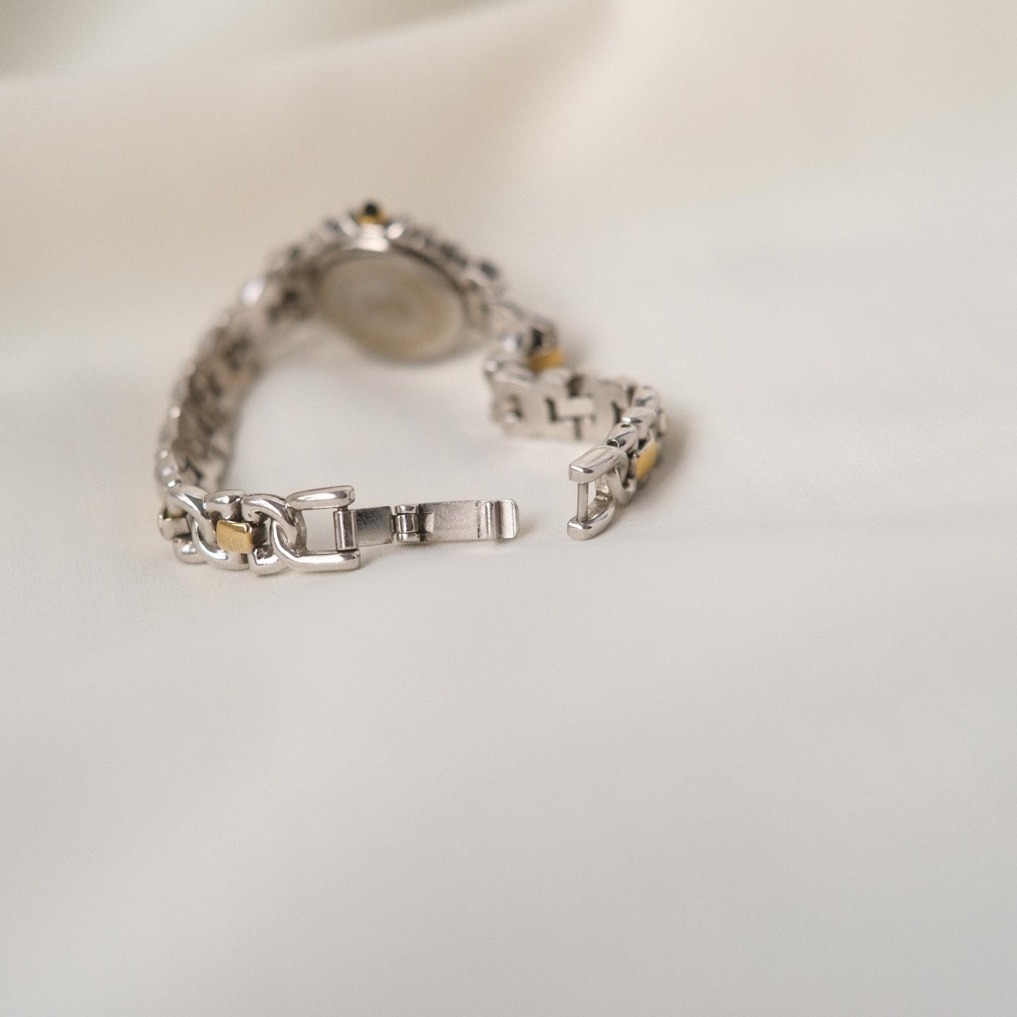 Roberta di Camerino Mother-of-Pearl Vintage Watch