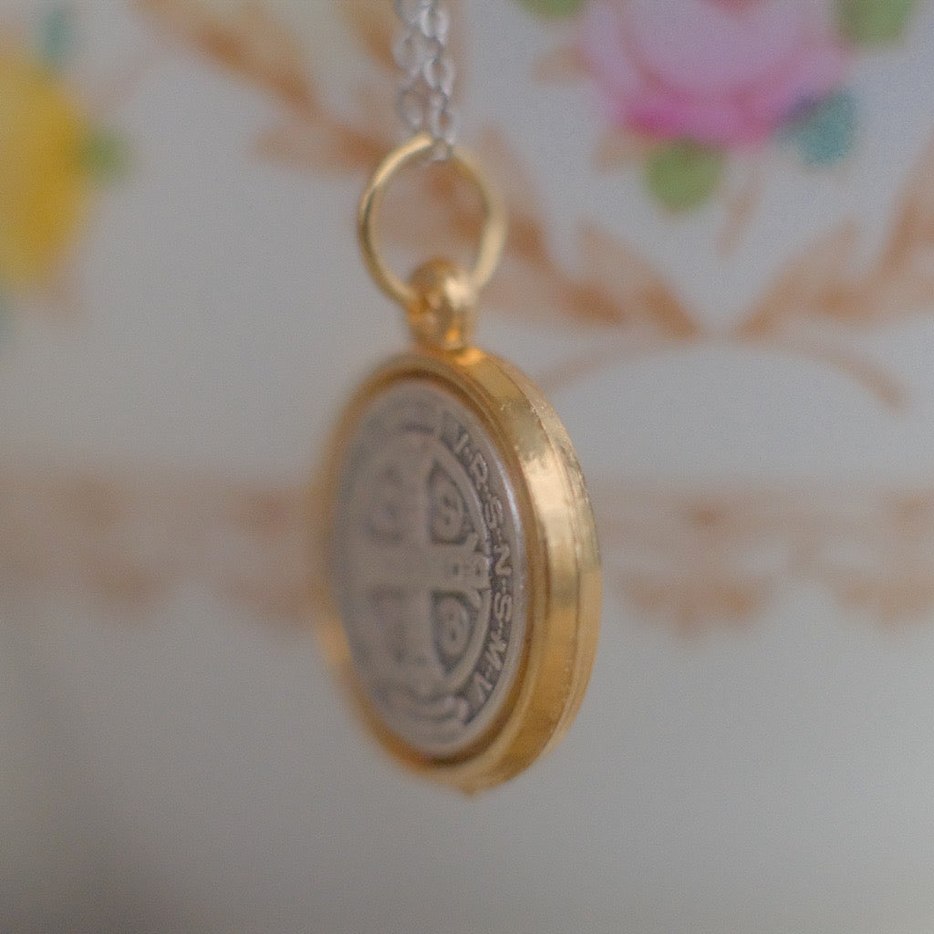 The Italian Médaille Pendant Necklace Collection: St Benedict