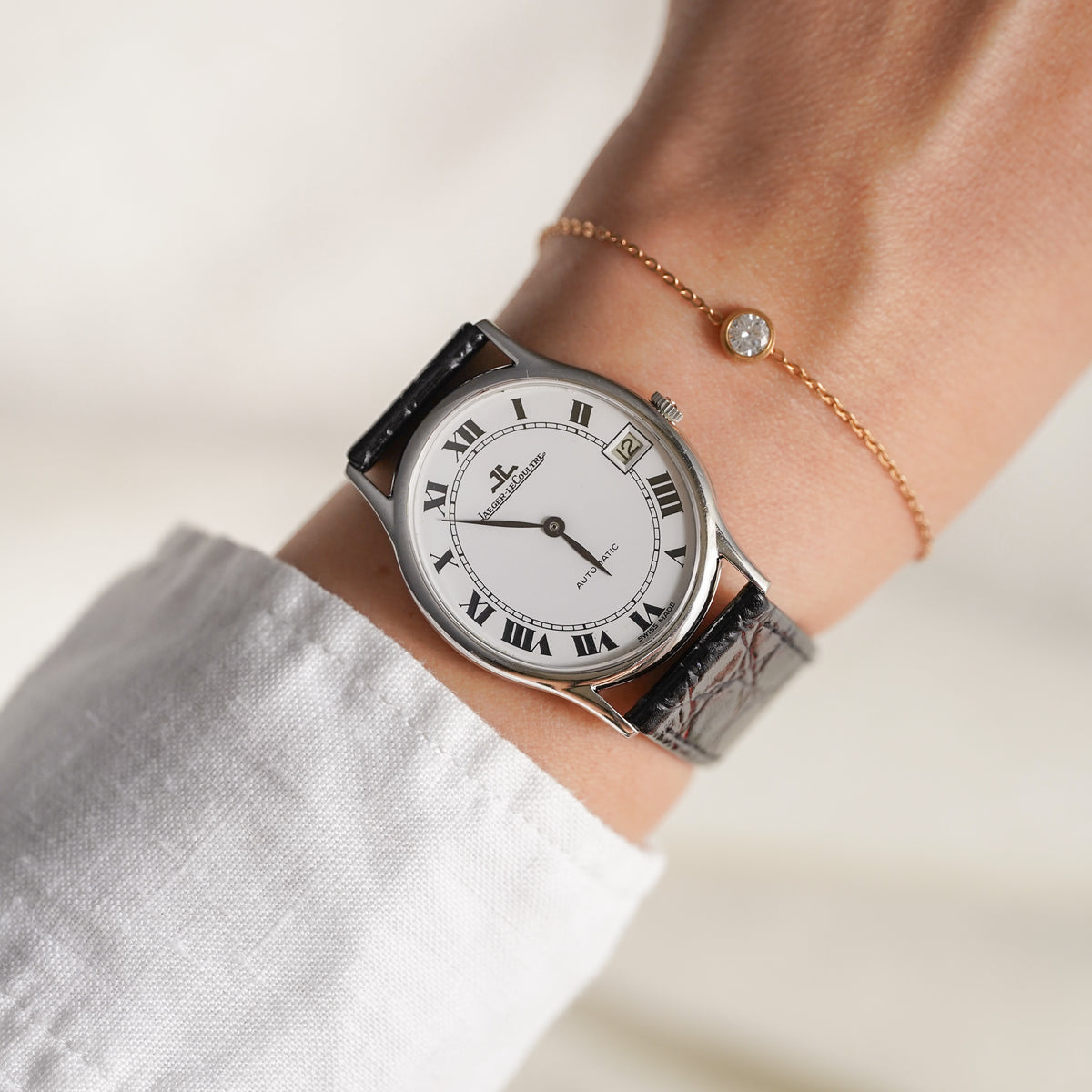 Vintage JAEGER-LECOULTRE Oval Ref.5002.42 Automatic