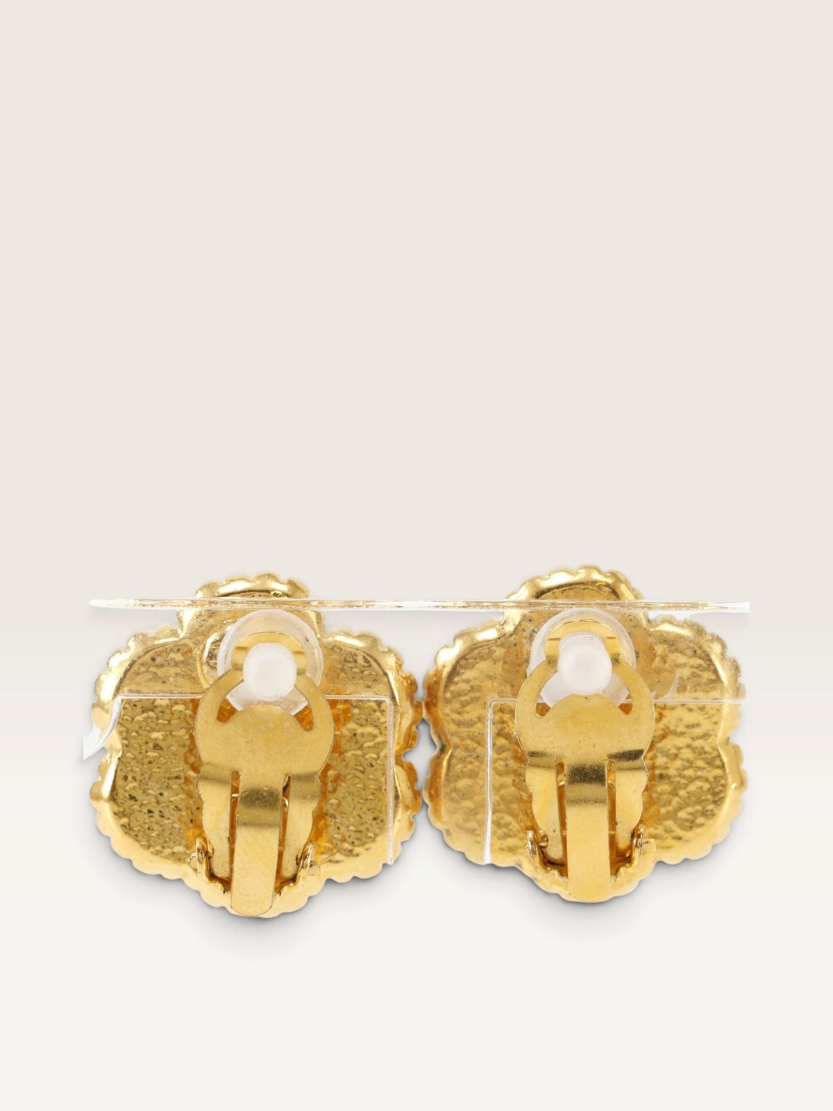 CHANEL Coco Mark Flower Earrings 96A – Vintage Gold-Plated Clip-On Earrings