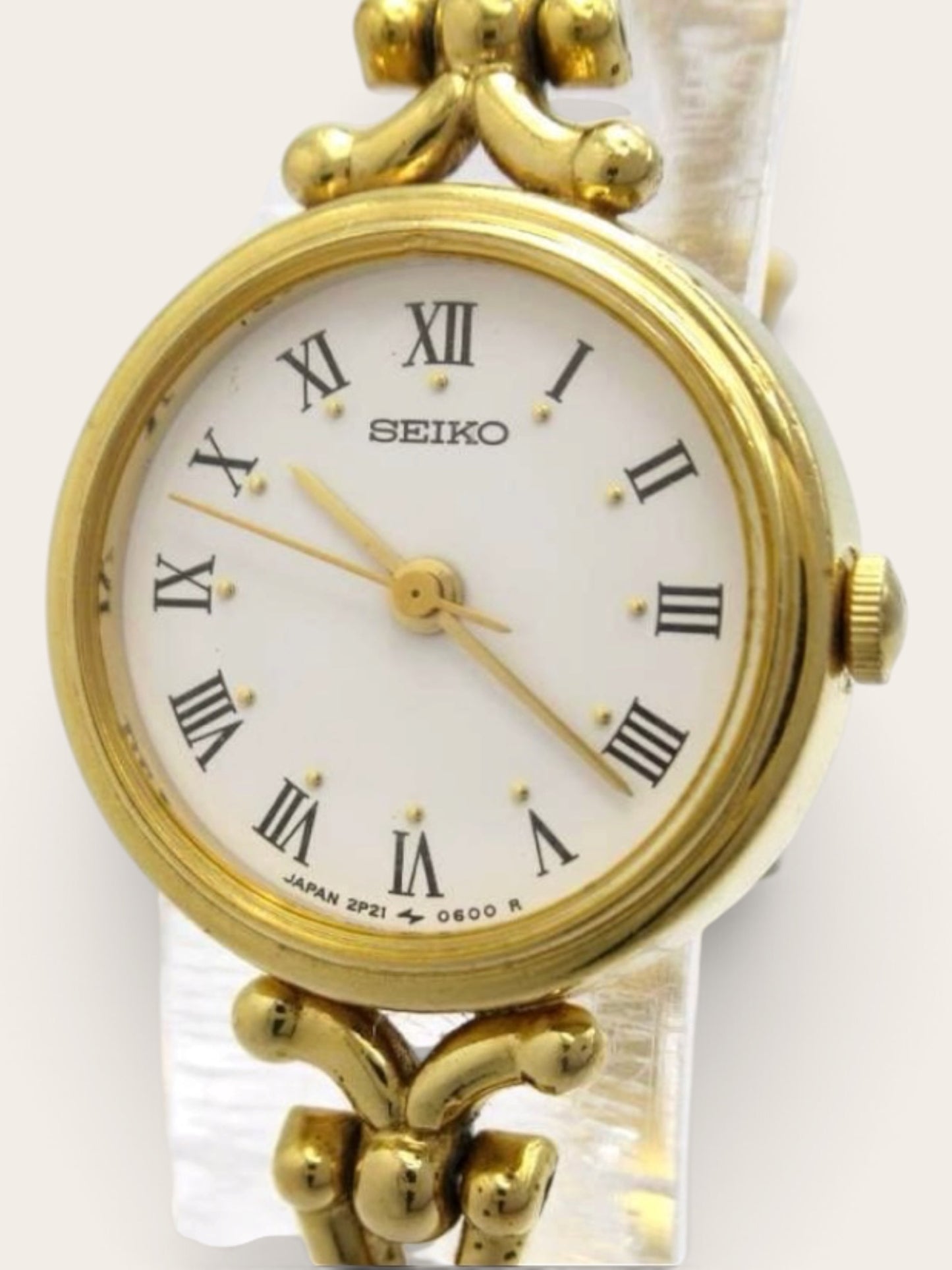 SEIKO Roman Numeral Bangle Watch