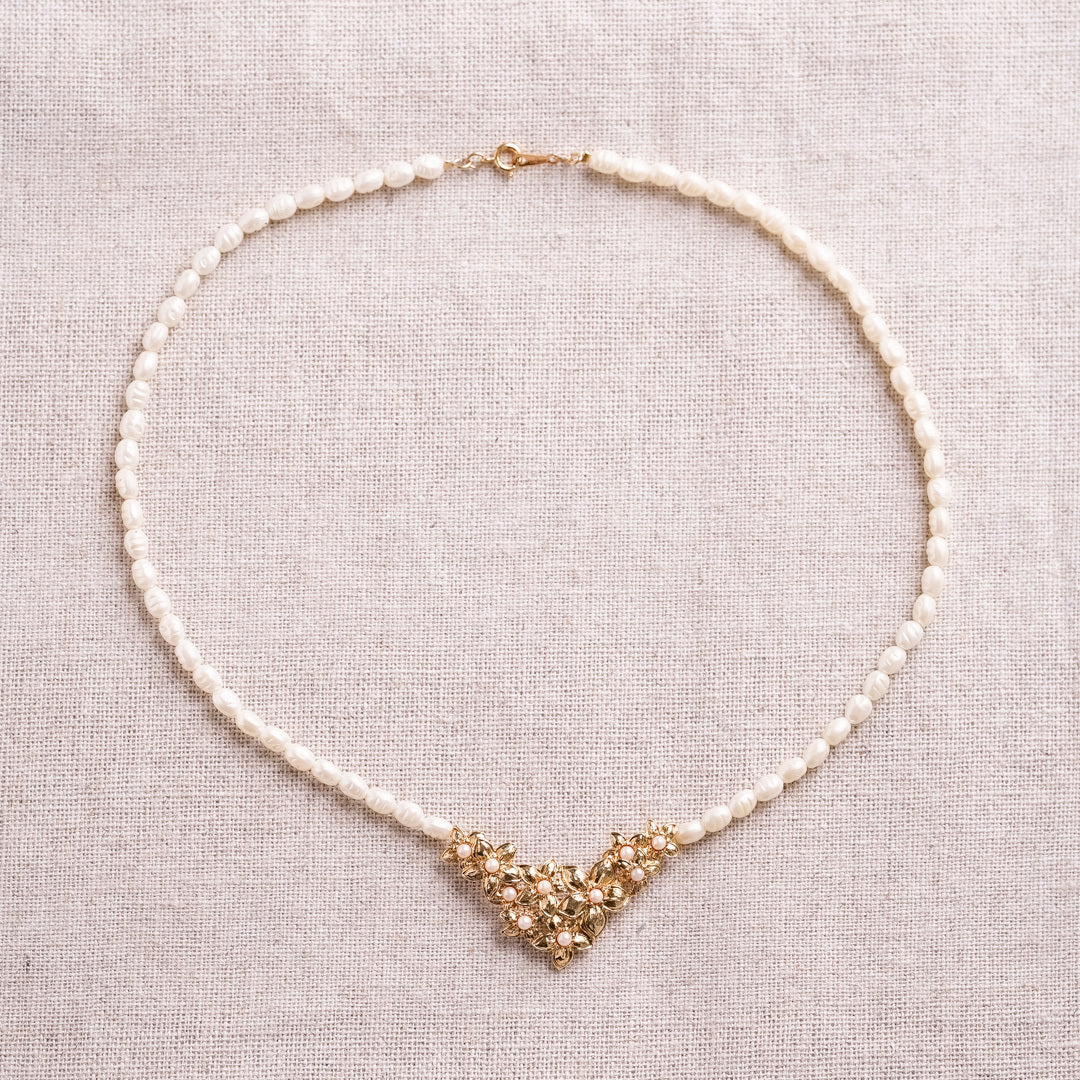 Vintage Avon Festoon Necklace