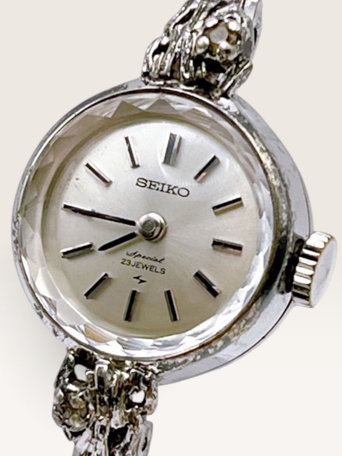 SEIKO Special 23-Jewel Hand-Wound Vintage Watch