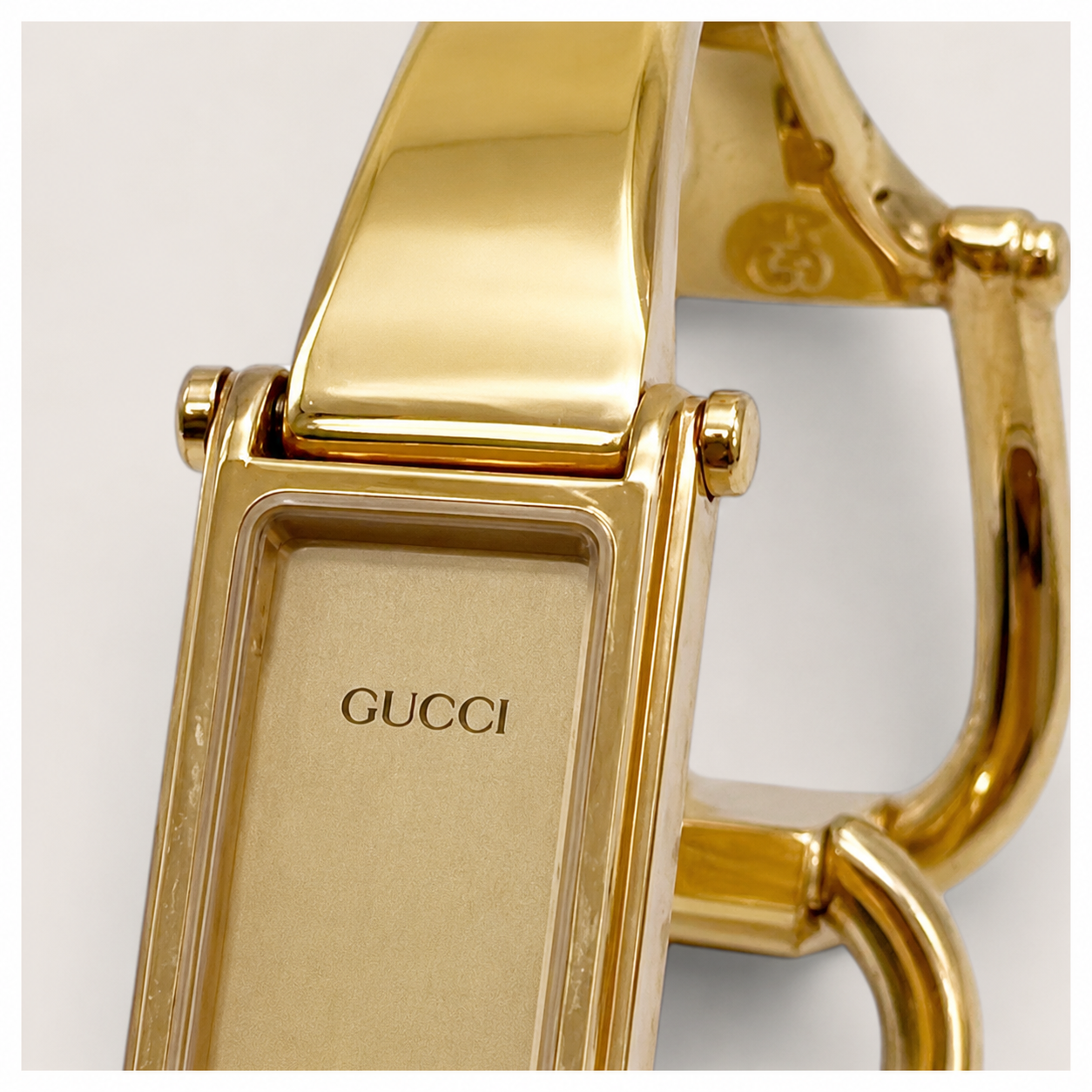 Vintage GUCCI 1500 Bangle Watch, Gold