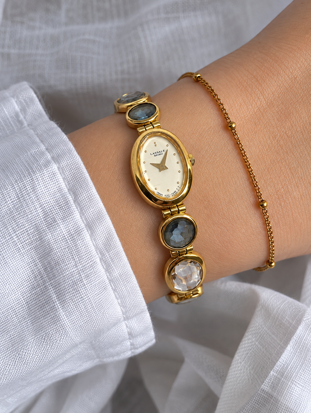 SEIKO LASSALE Oval Quartz Vintage Watch